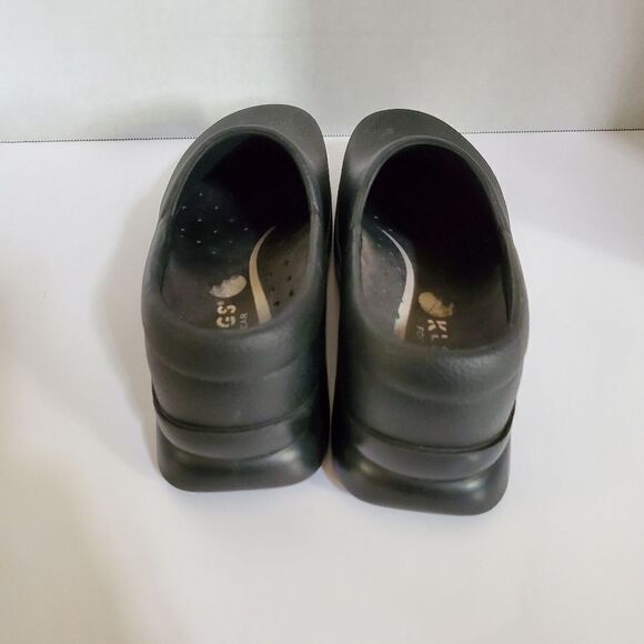 Klogs slip resistant non marking shoes - Picture 5 of 11